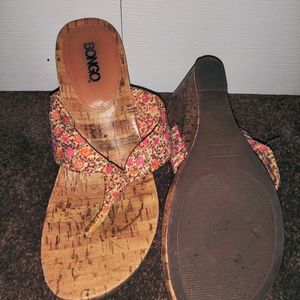 Bongo wedge size 7